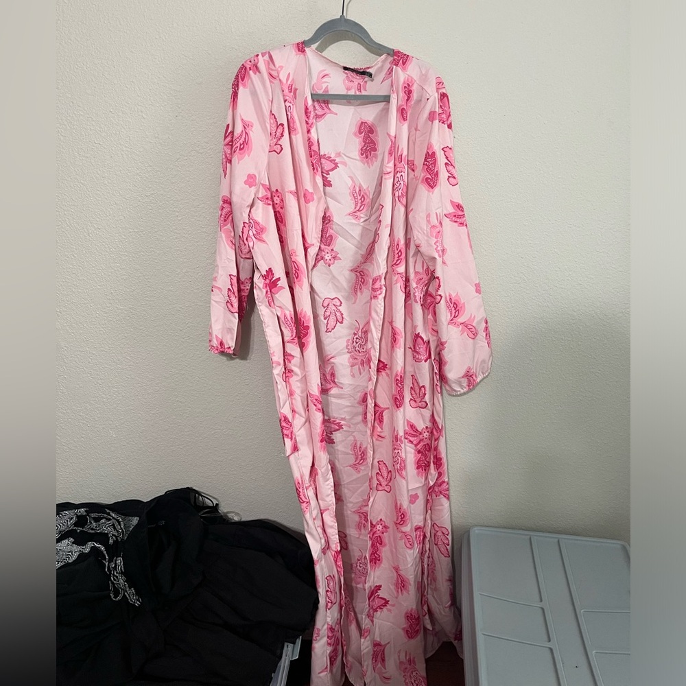 Boohoo pink duster size 16